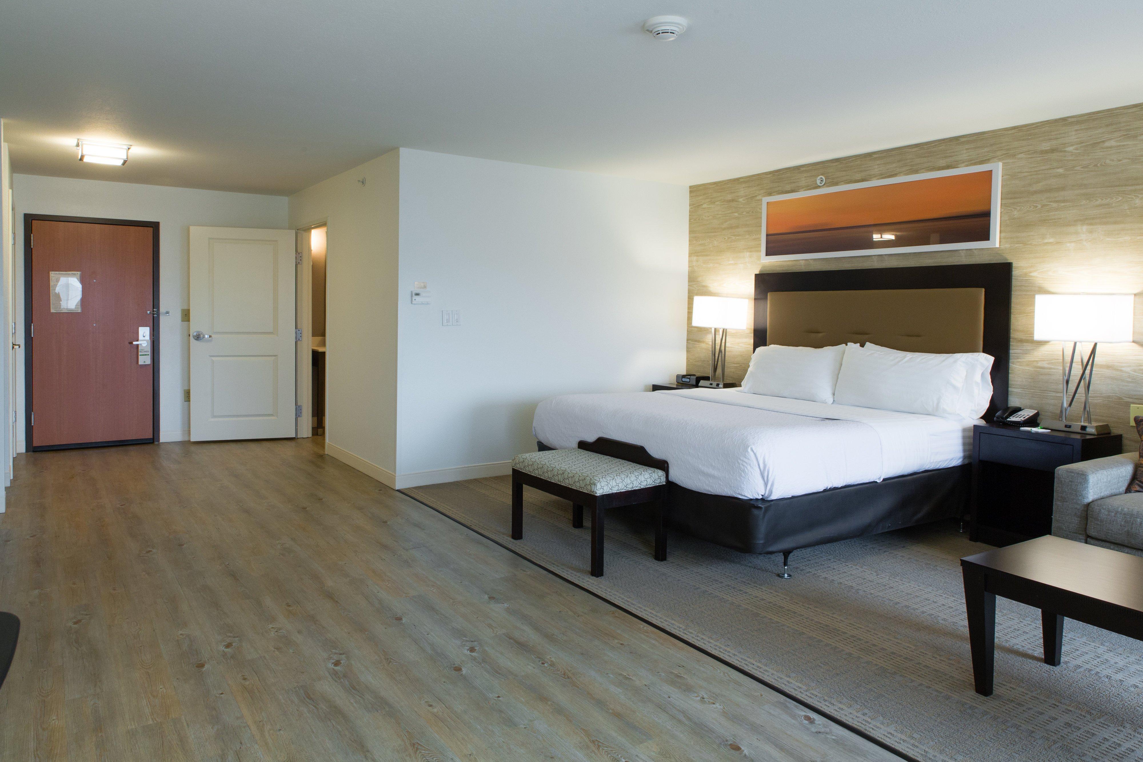 Holiday Inn Hotel & Suites Bloomington Airport By Ihg Экстерьер фото