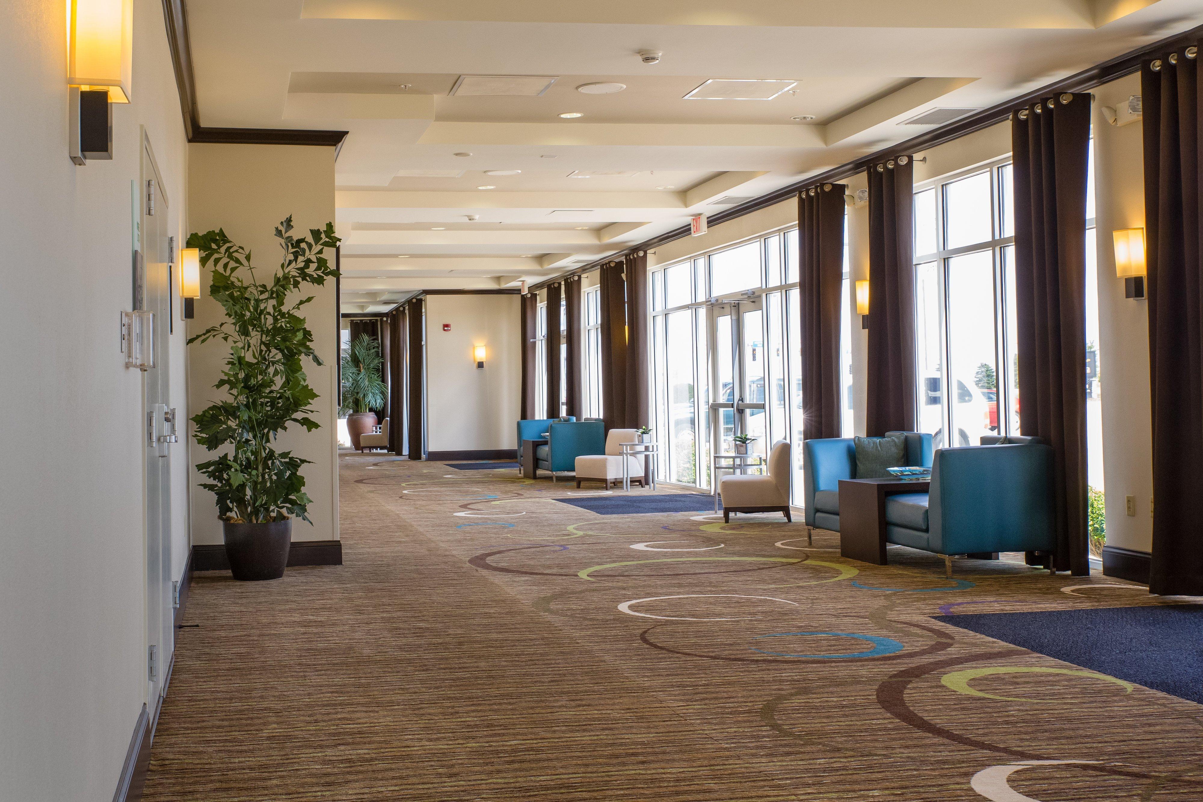 Holiday Inn Hotel & Suites Bloomington Airport By Ihg Экстерьер фото