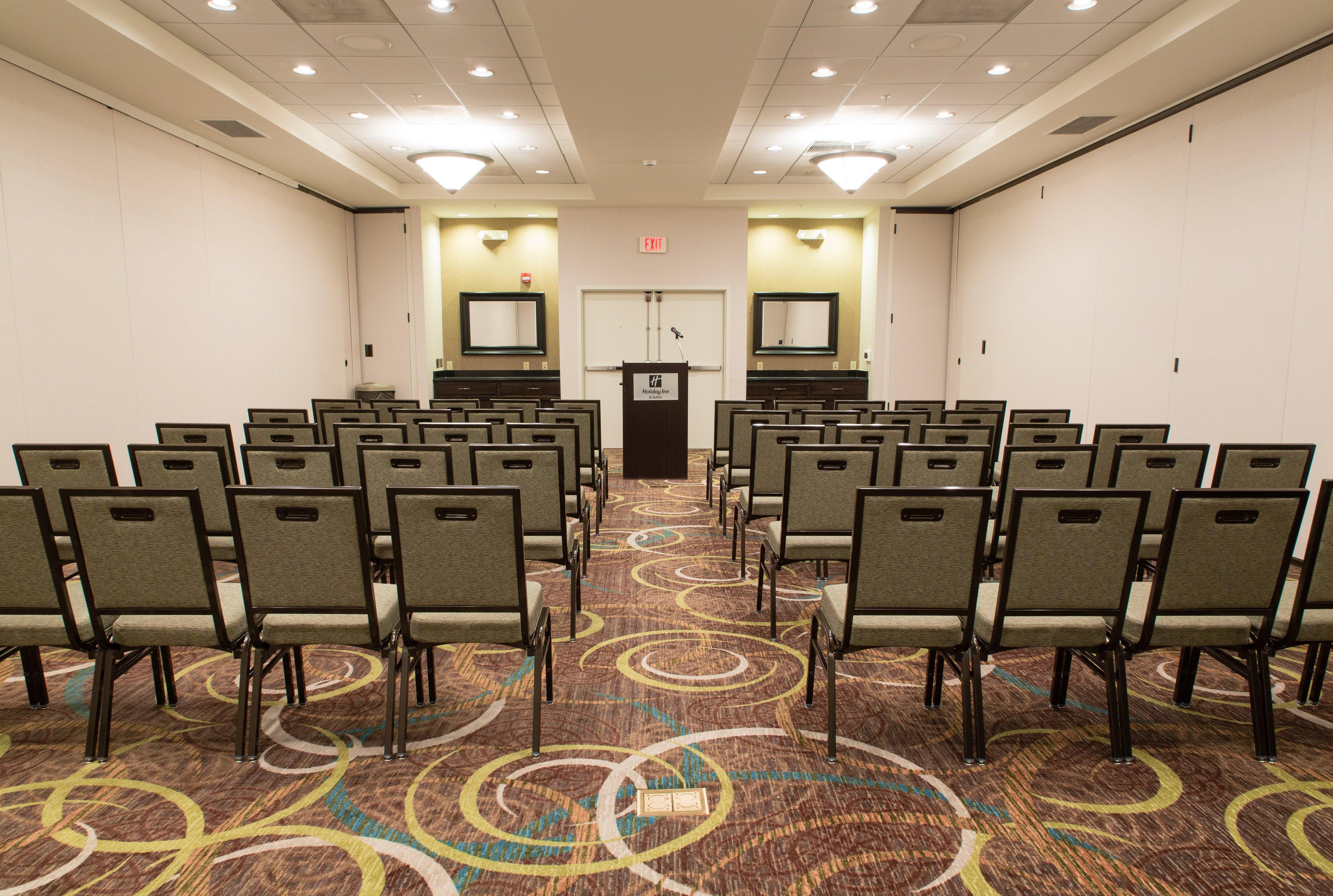 Holiday Inn Hotel & Suites Bloomington Airport By Ihg Экстерьер фото